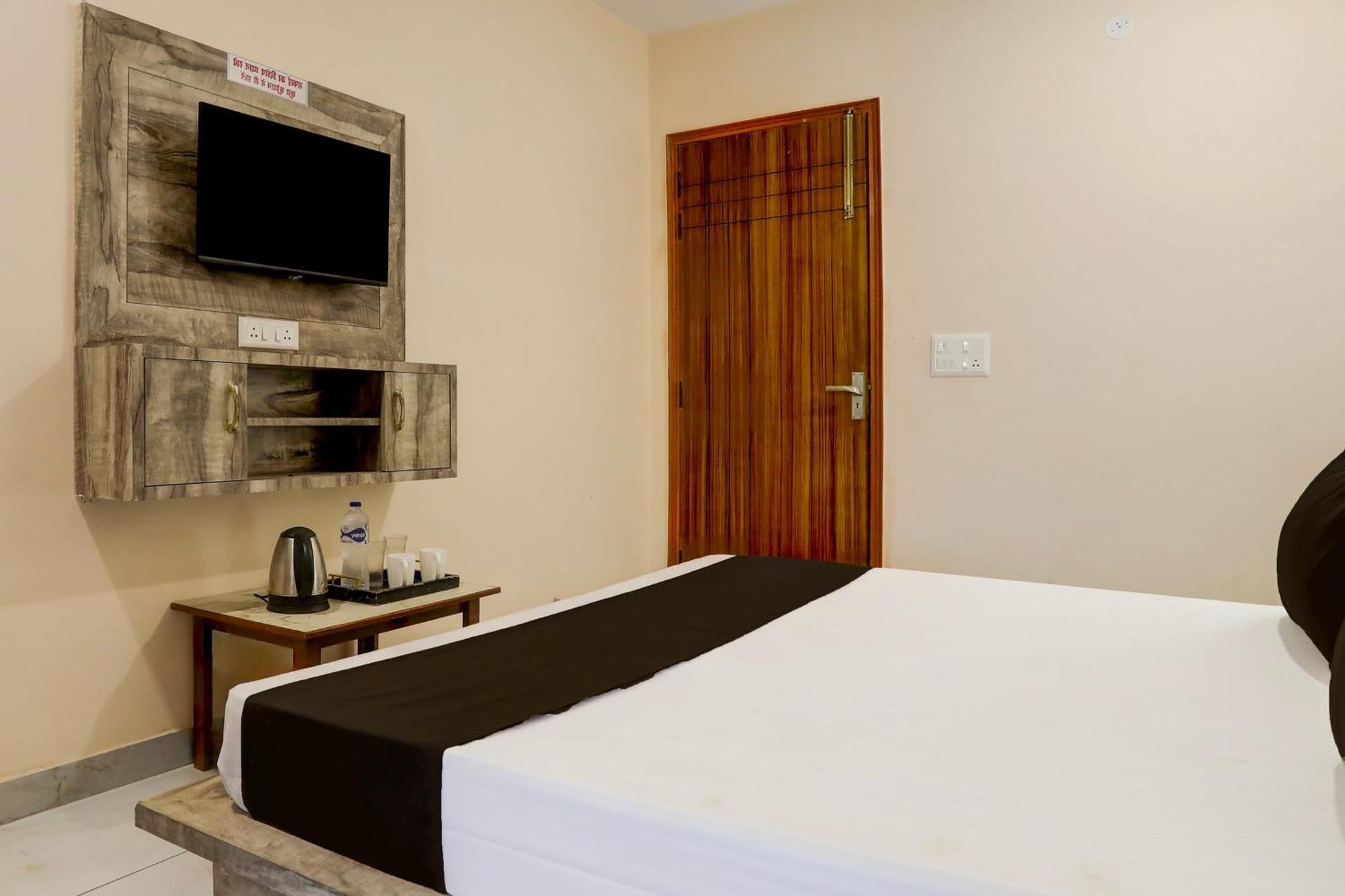 Hotel O Rana Hotel & Restaurant Meerut Eksteriør billede