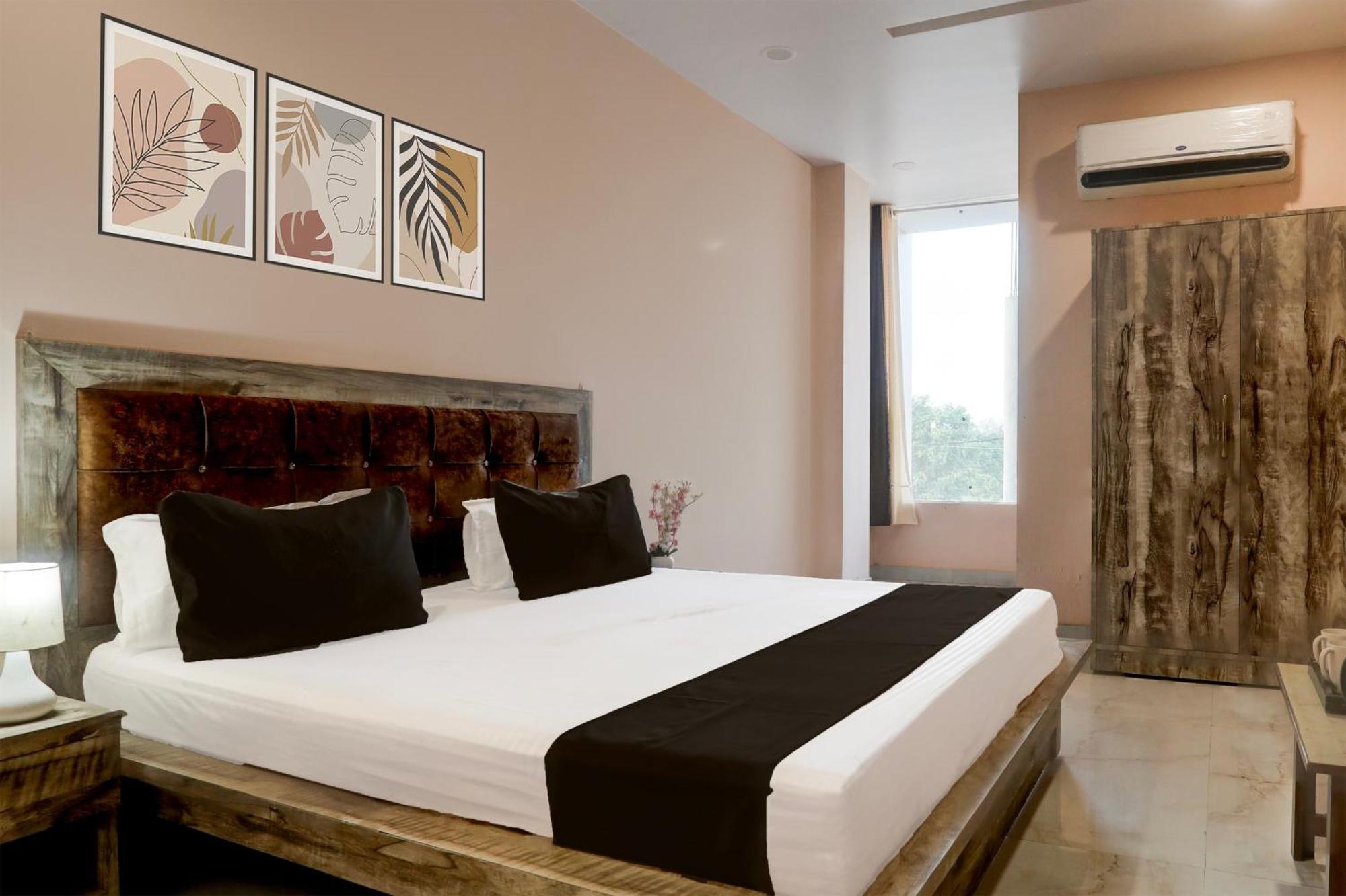 Hotel O Rana Hotel & Restaurant Meerut Eksteriør billede
