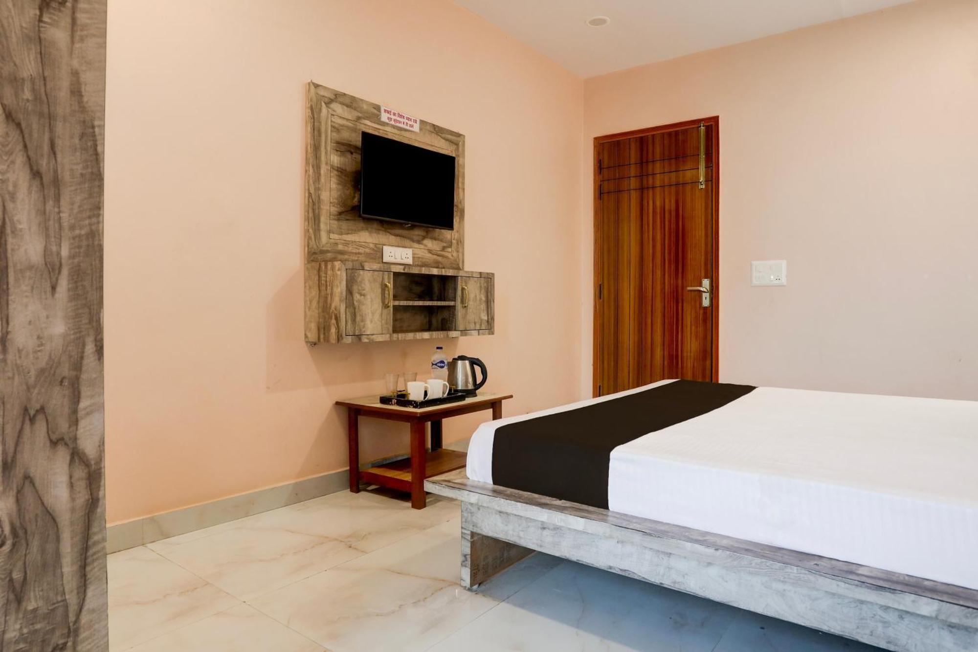Hotel O Rana Hotel & Restaurant Meerut Eksteriør billede