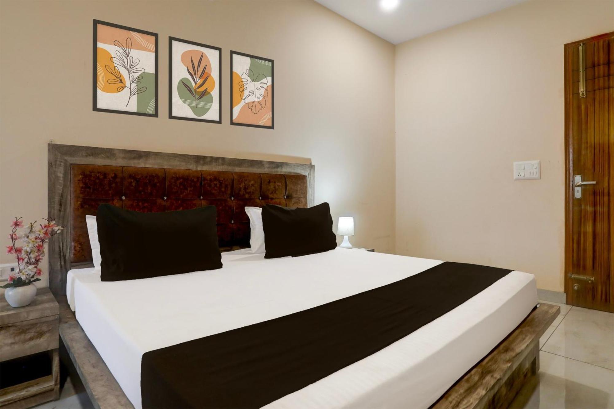 Hotel O Rana Hotel & Restaurant Meerut Eksteriør billede