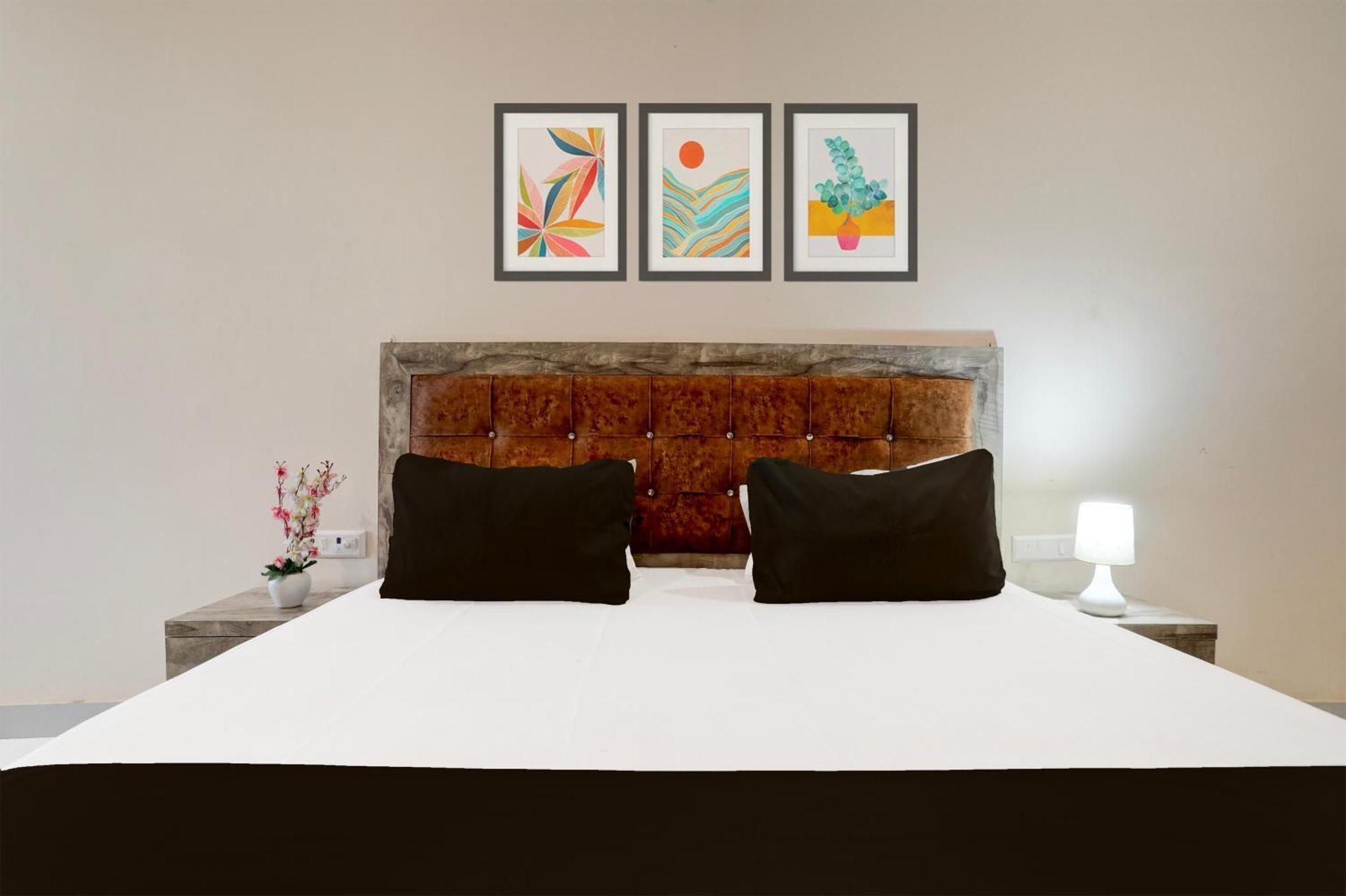 Hotel O Rana Hotel & Restaurant Meerut Eksteriør billede